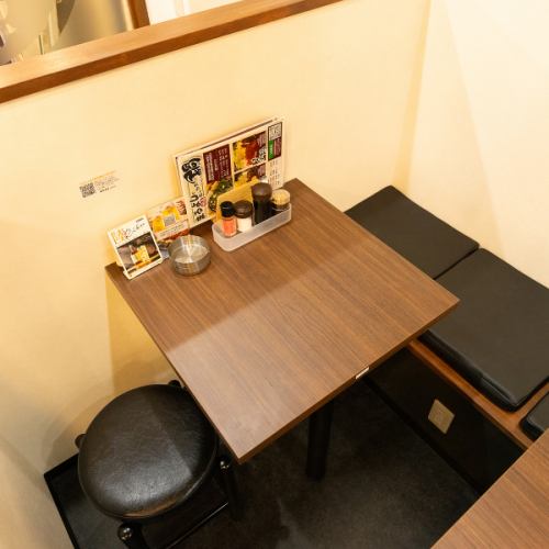 ◆2 people x 1 sofa seat on one side