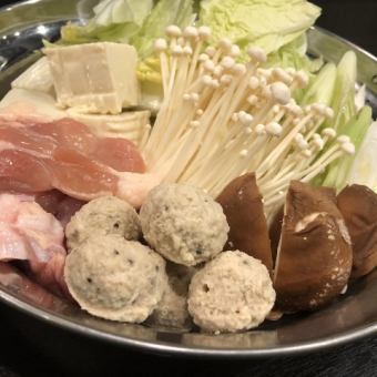 【鳥鍋or 김치 냄비 코스】 부가세 포함 3000엔 90분 음료 무제한 포함!