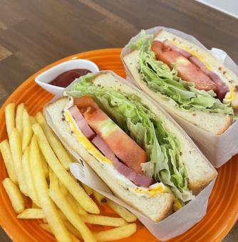 BLTホットサンド