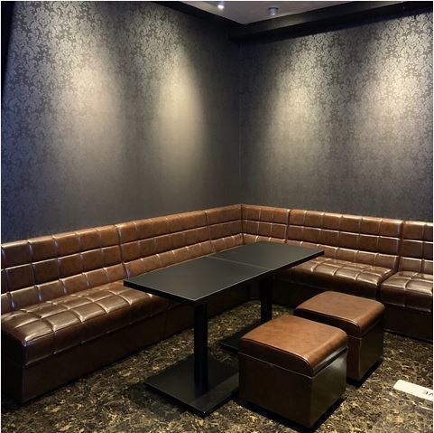 [Very popular completely private room] VIP room where you can enjoy karaoke and darts★