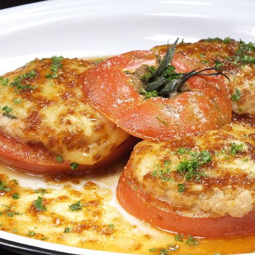Melting cheese stuffed with tomato meat