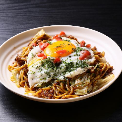 【水戸藩焼きそば】水戸黄門由来のレンコン入り麺とカリカリ梅のオリジナル焼きそば