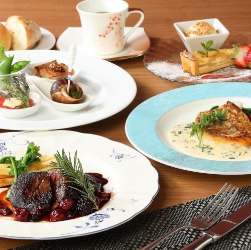 お席につかれてからコース料理がご注文頂けます！