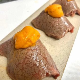 ヒレのうにく寿司（一貫）