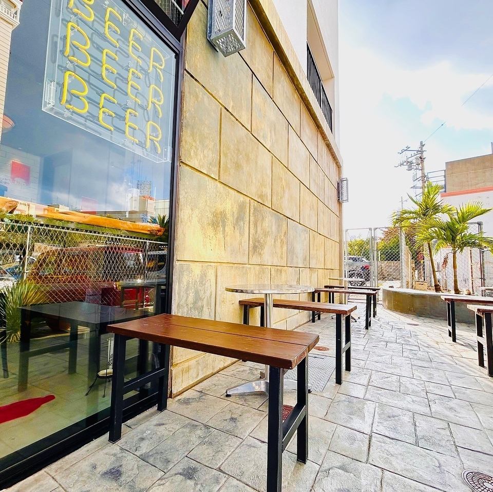 テラス席はベビーカーやペットもOKです！