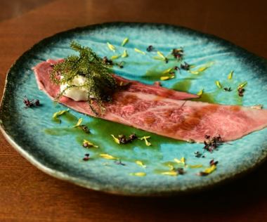 8800円(税込)コース◆アミューズ3種、薄造り山城牛肩ロース、近海魚のポワレ等全8品