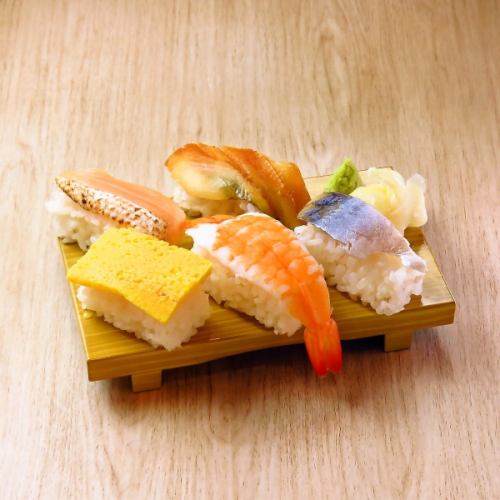 5 types of Geta sushi (egg, salmon, mackerel, shrimp, conger eel)