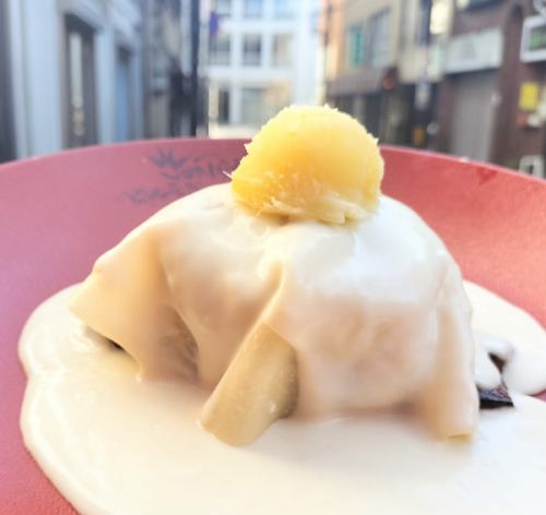 【6月】サーモンのモンブラン仕立て バゲット付き ～キノコのリゾットとサーモンの餅包みクリーム仕立て～