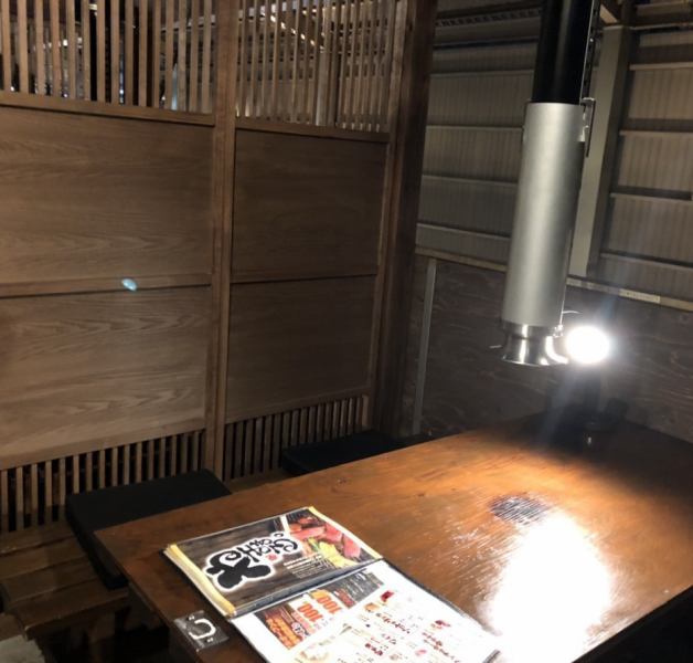 Seats on the 2nd floor are renewed, each seat is separated and it is now possible to dine in half a single room space ♪ meals without worrying about the girls' association and family etc The