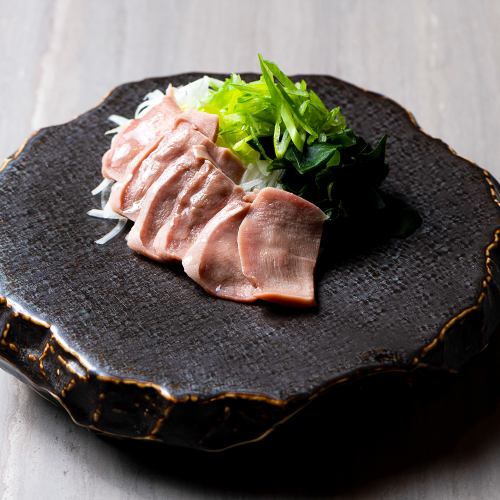 豚タン.刺し