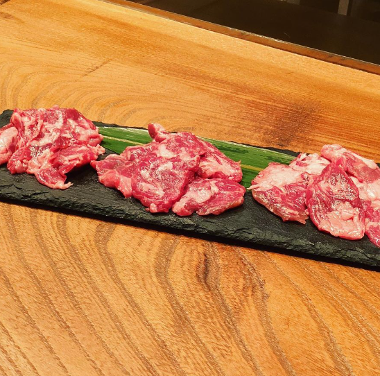 [The natural flavor and sweetness of the meat is truly exquisite◎] Beef skirt steak 990 yen (tax included)