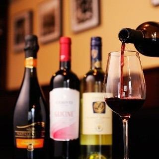 다양한 종류의 시칠리아 와인
