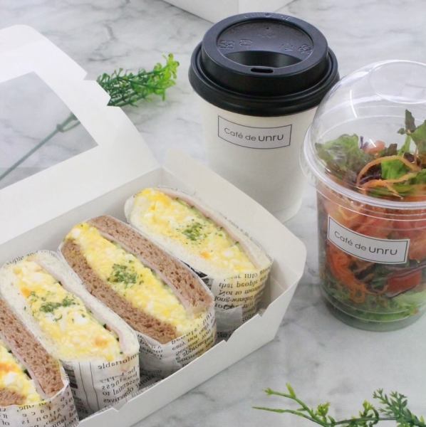 たまごサンドやごぼうサンドも大人気♪