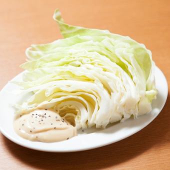 Cabbage or cucumber eaten with homemade anchovy mayonnaise sauce and spicy miso