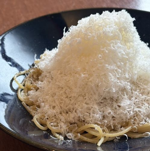 パルミジャーノと黒こしょう