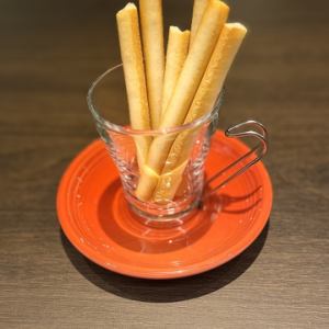 グリッシーニパン