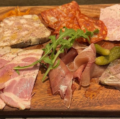 シャルキュトリー盛り合わせ