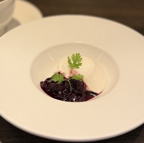 ブランマンジェ ベリーソース