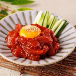 鮪ユッケ