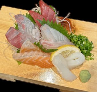 Assorted sashimi 5 pieces