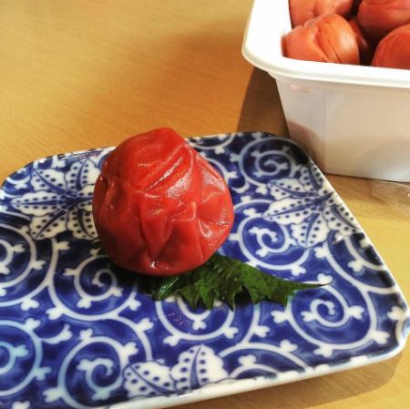 Umeboshi (2 pieces) / Yolk sauce, soft-boiled egg (various options)