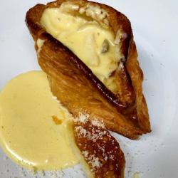 【Manzo.due dlzucca mela】 きのこのパイ詰め