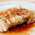 Lee family's steamed chicken