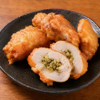 You won't be able to stop drinking beer! Crispy and juicy "Chicken Wing Dumplings (Salt Flavor) (1 piece)"