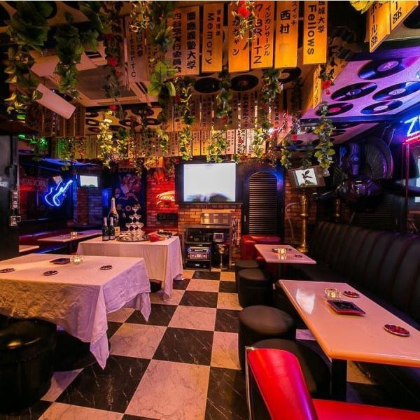 【ご宴会に重宝される無料特典多数】★2h飲み放題付コースもなんと2000円～♪★個室貸切8～60名でのご利用★さらに無料特典として大型モニタ、PC接続、無料Wi-Fiなど設備利用無料♪ご予約必須です！