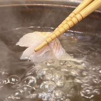 From April 6th to the end of October: [Nodoguro Shabu-shabu Kaiseki Gold Premium] 13,200 yen (tax included)