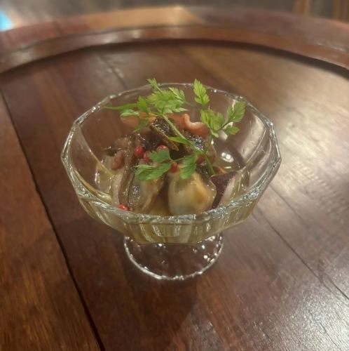 タコと牡蠣のオイル漬け