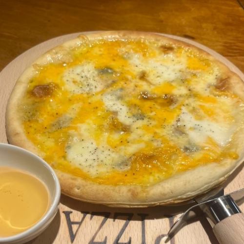 クアトロフォルマッジはちみつ添え