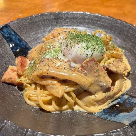 温玉濃厚カルボナーラ