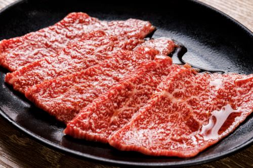 厳選した新鮮なお肉をリーズナブルにご提供します。