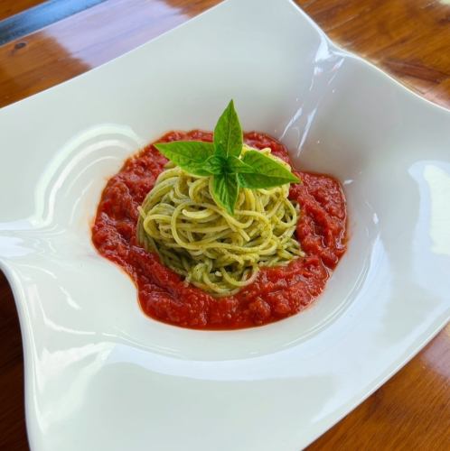 夏季限定ジェノベーゼの冷製パスタ