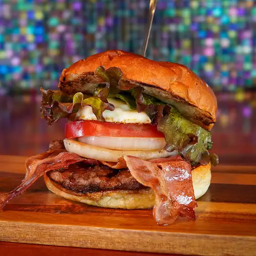 ベーコンエッグバーガー