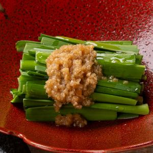 生レバニラのニラ