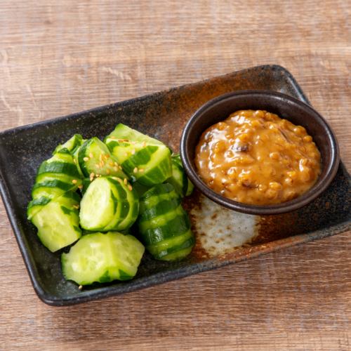 呑兵衛キューリ ~燻製味噌マヨ~