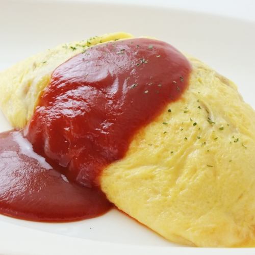 Solana's special ♪ Enjoy traditional ketchup omelet rice