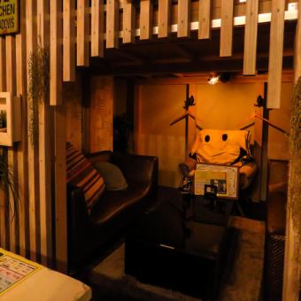 A private room on the first floor where no one will disturb you.Outstanding stay-at-home feeling♪ [All-you-can-eat and drink/All-you-can-eat/All-you-can-drink/Private room/Izakaya/Cafe/Girls' night out/Birthday/Tenmonkan/Kagoshima]
