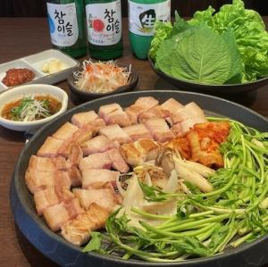 Minari Samgyeopsal (pork belly) made with domestically raised pork