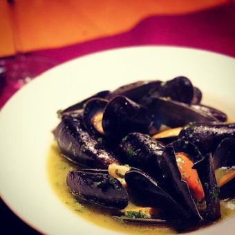 Mussels white wine steamed