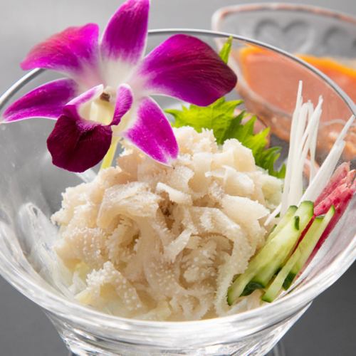 シェフが手間ひまかけた絶品の料理