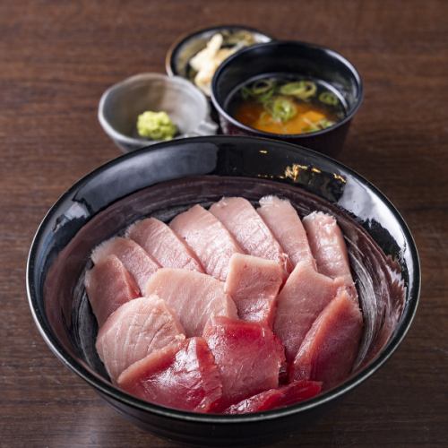 朱色まぐろ丼 大