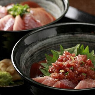「朱色まぐろミックス丼」と「朱色まぐろ二色丼」もおすすめです♪