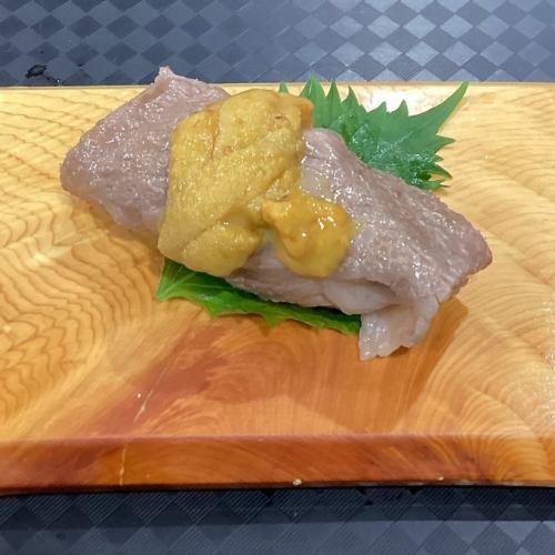 うにく寿司～ 肉と雲丹のコラボ～