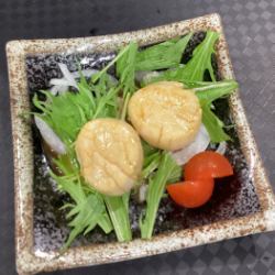 Grilled scallops with butter