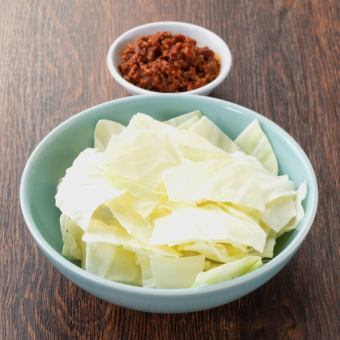 Meat and miso cabbage