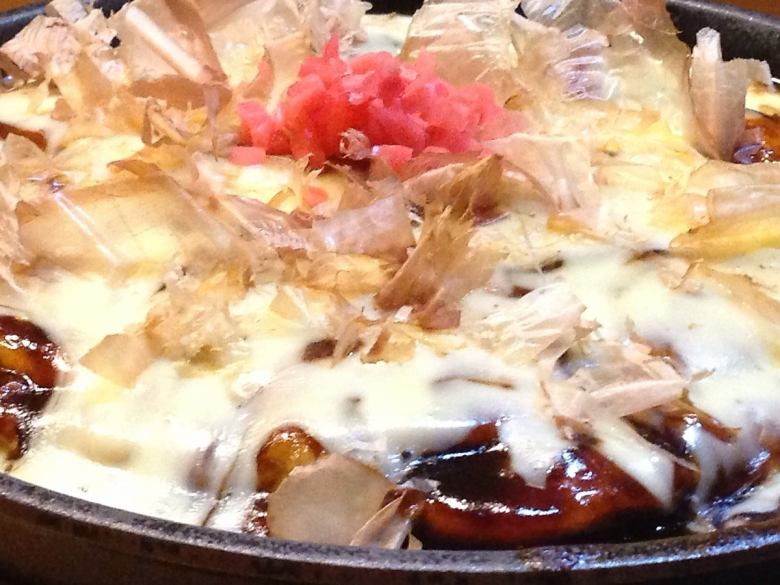 Plenty of Hiroshima-yaki cheese
