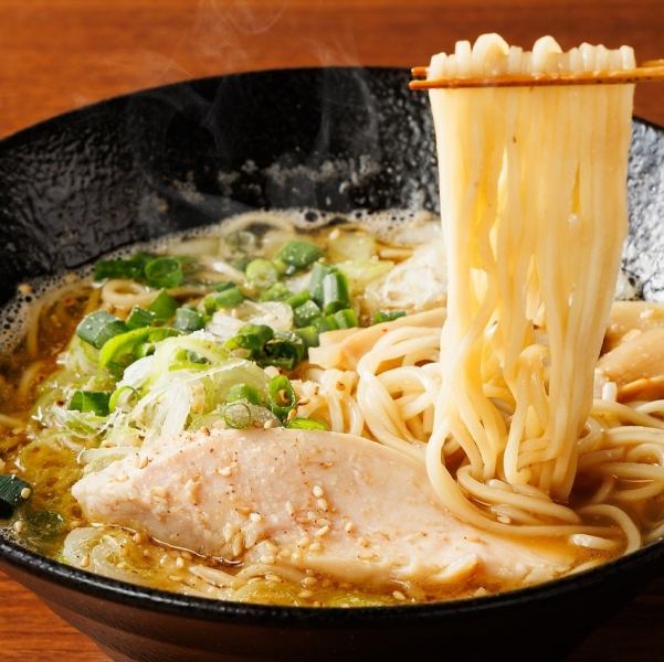 鶏白湯ラーメン